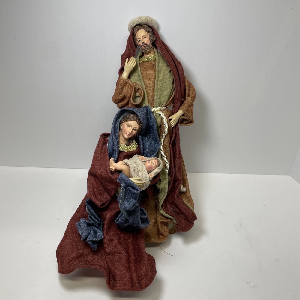 14" Nativity Set Fabric Clothes Traditional Christmas Figurine preowned